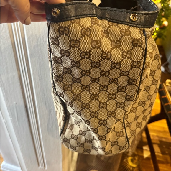 Gucci Tan and Black GG Large Tote Bag - Picture 9 of 13